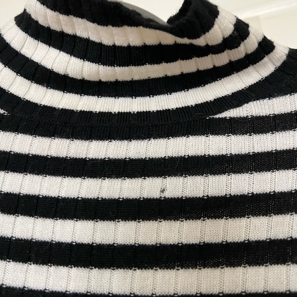 Marimekko Angervo Turtleneck Dress 100%Wool - Picture 5 of 7